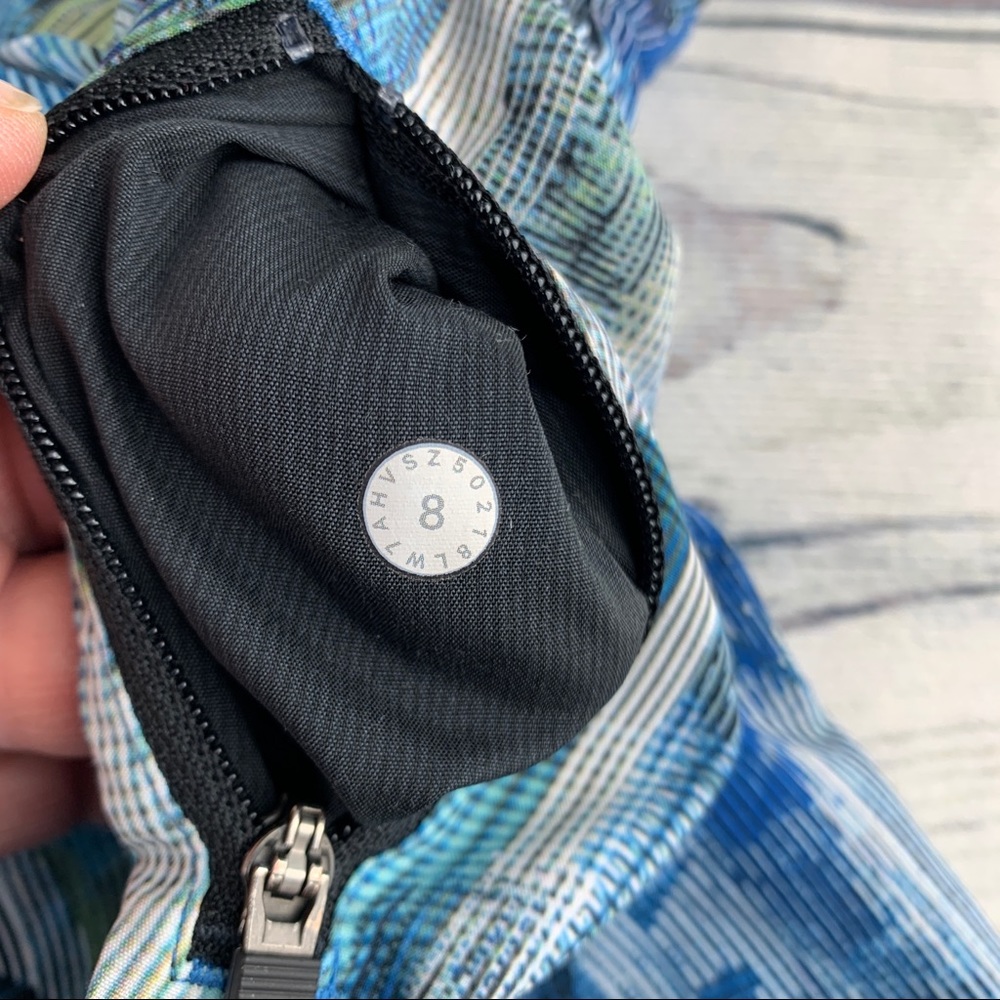 Lululemon Running Shorts. RARE Print! - Picture 4 of 10